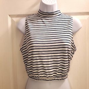 Forever 21 tee sleeveless crop mock turtleneck